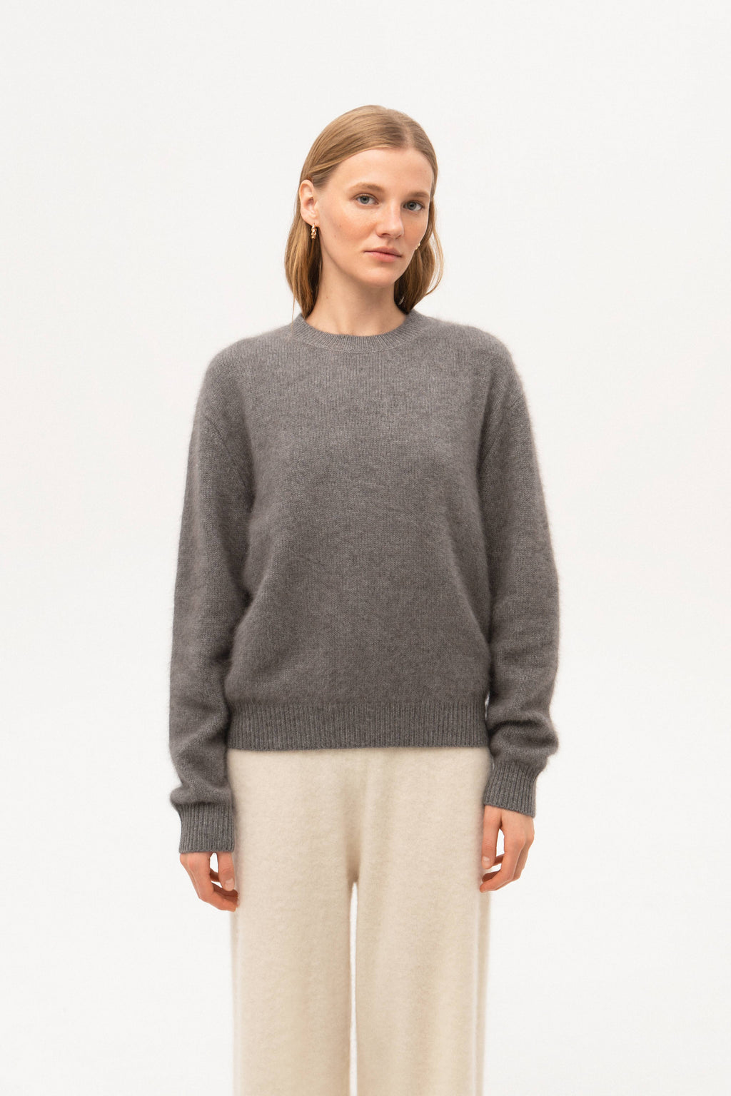 Кашеміровий светр