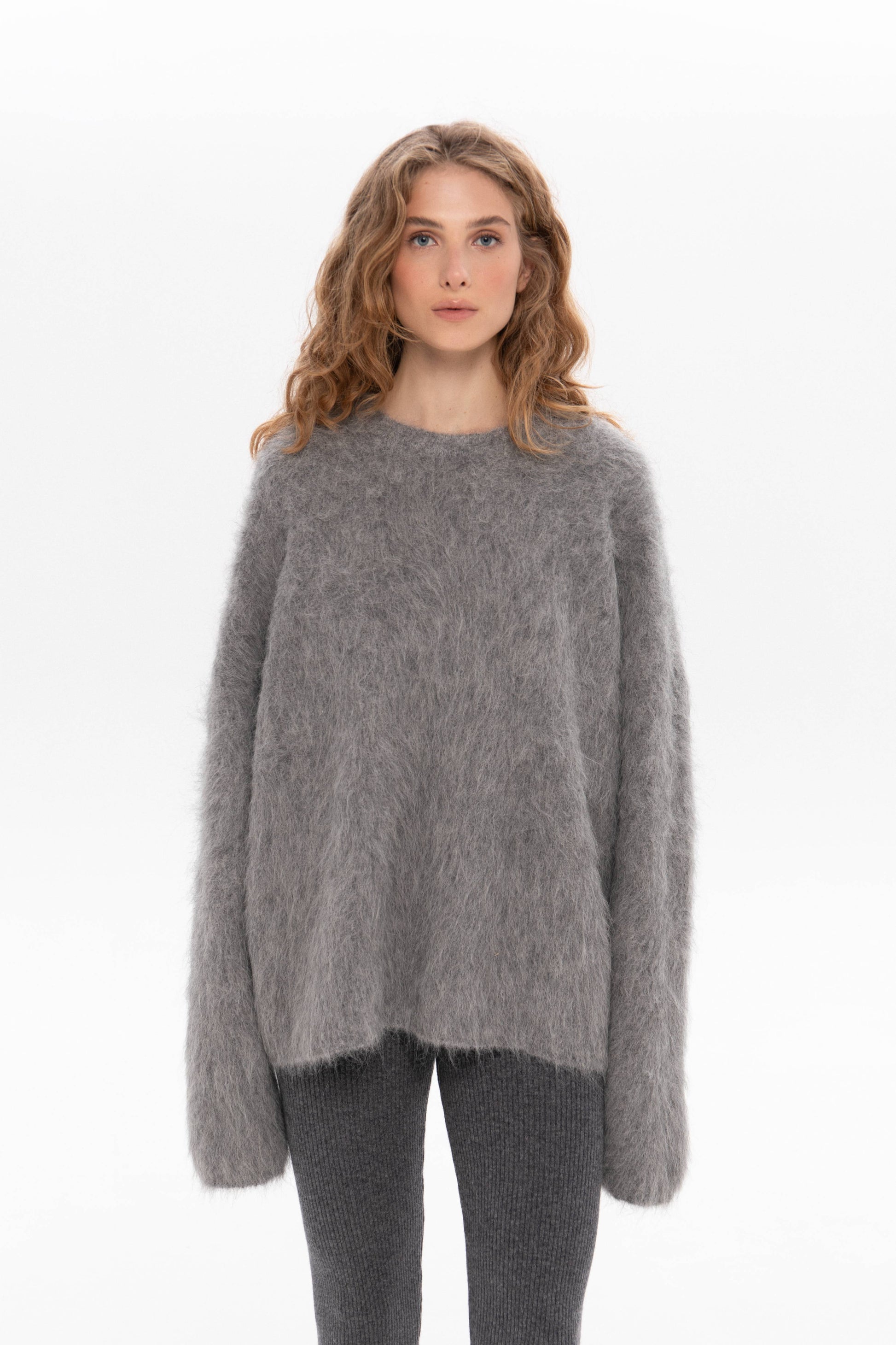 Светр із альпаки