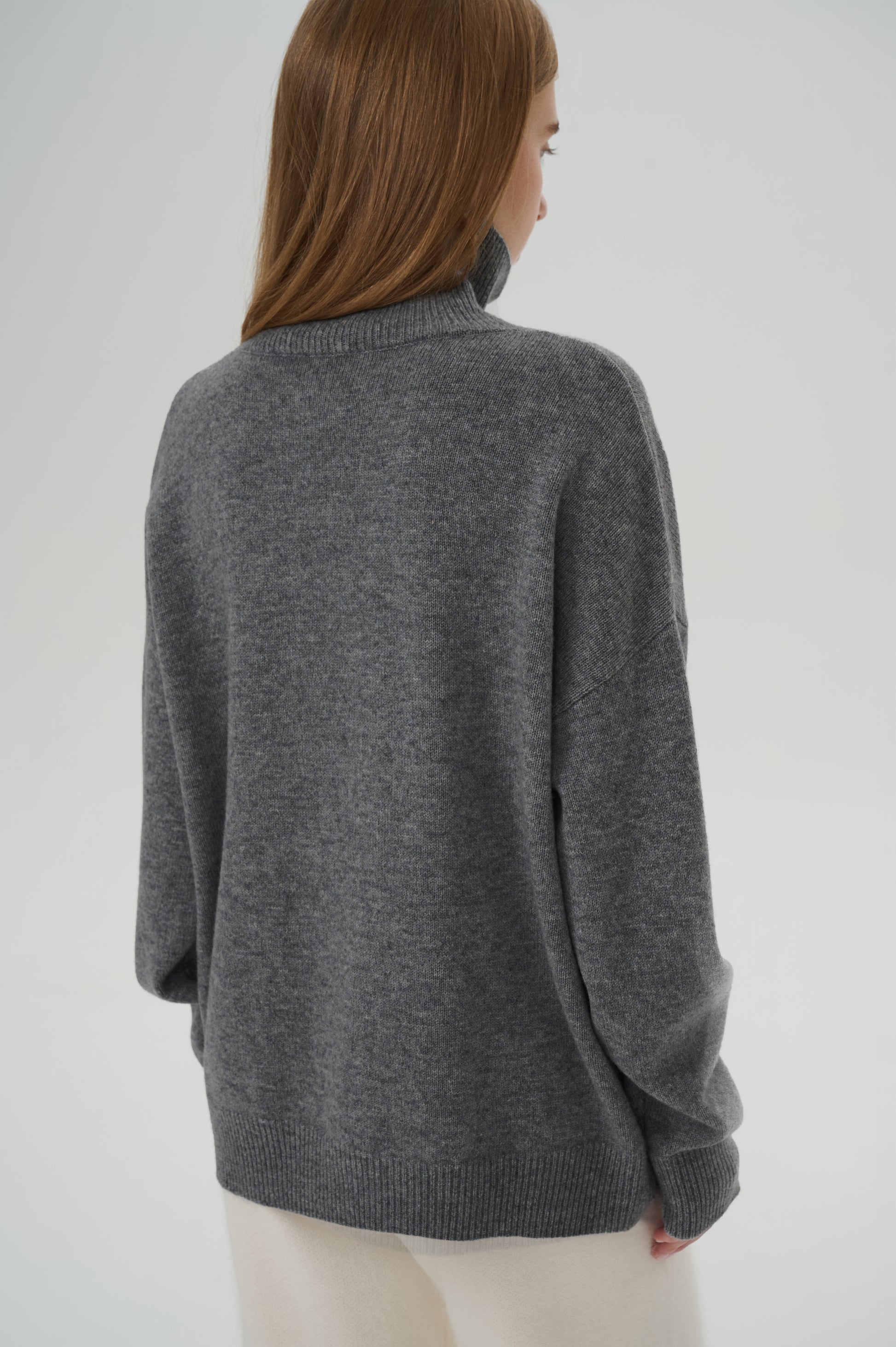 Кашеміровий светр