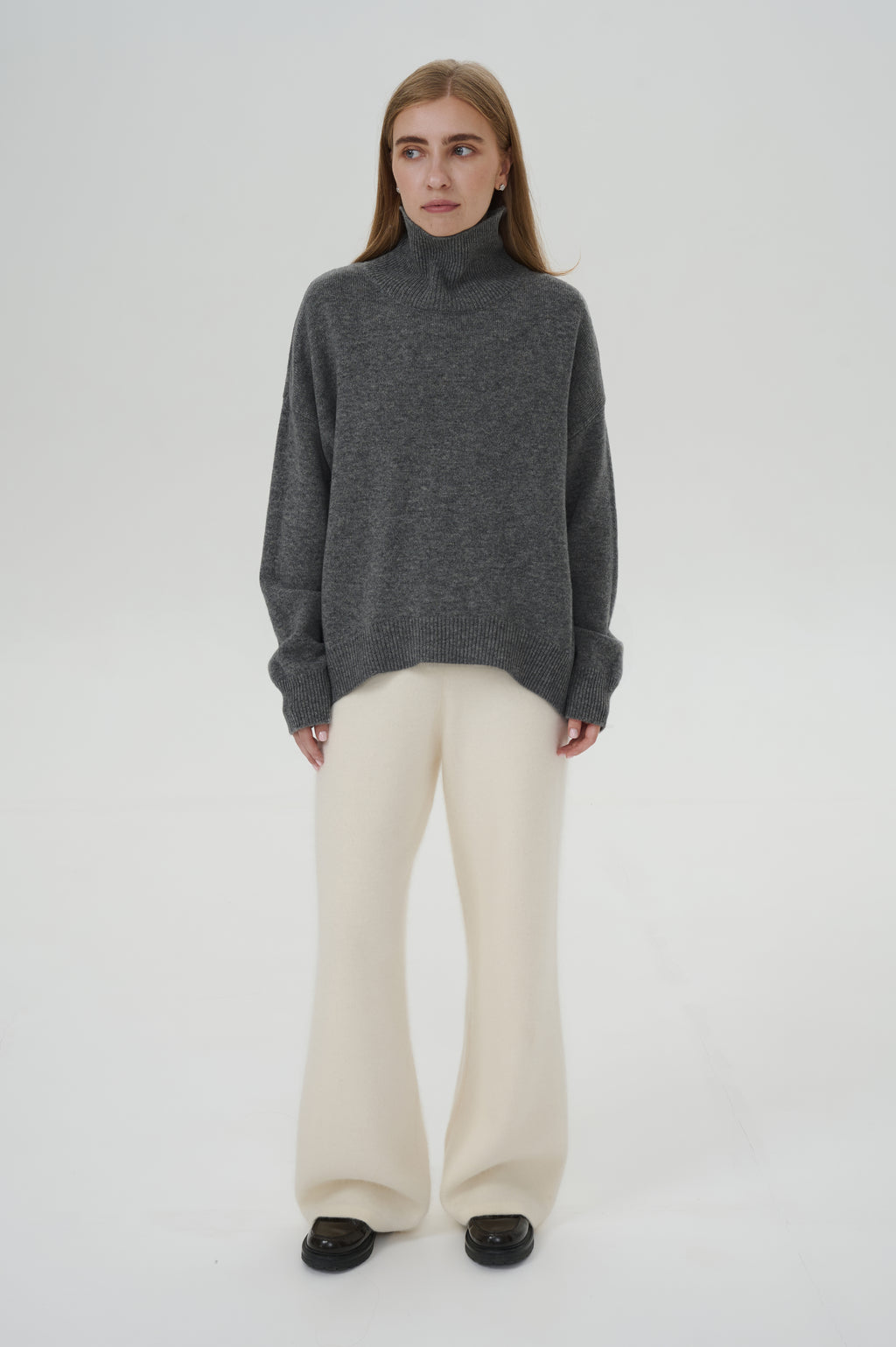 Кашеміровий светр