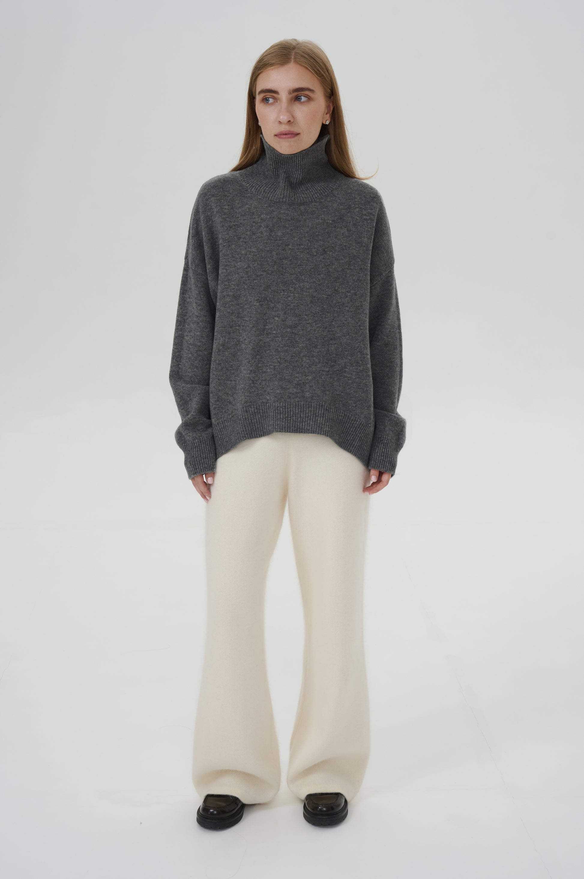 Кашеміровий светр