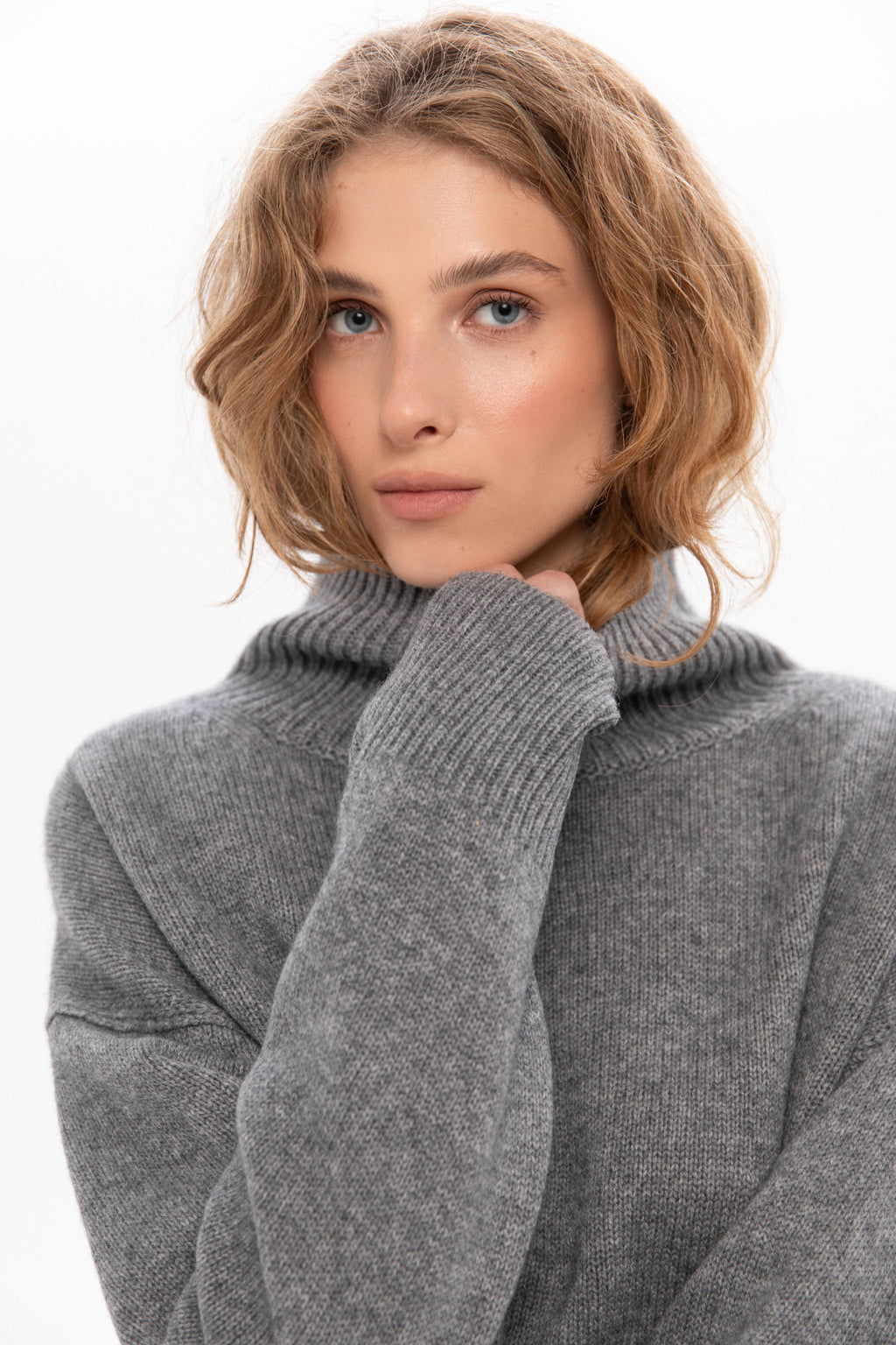 Светр із кашеміру та вовни