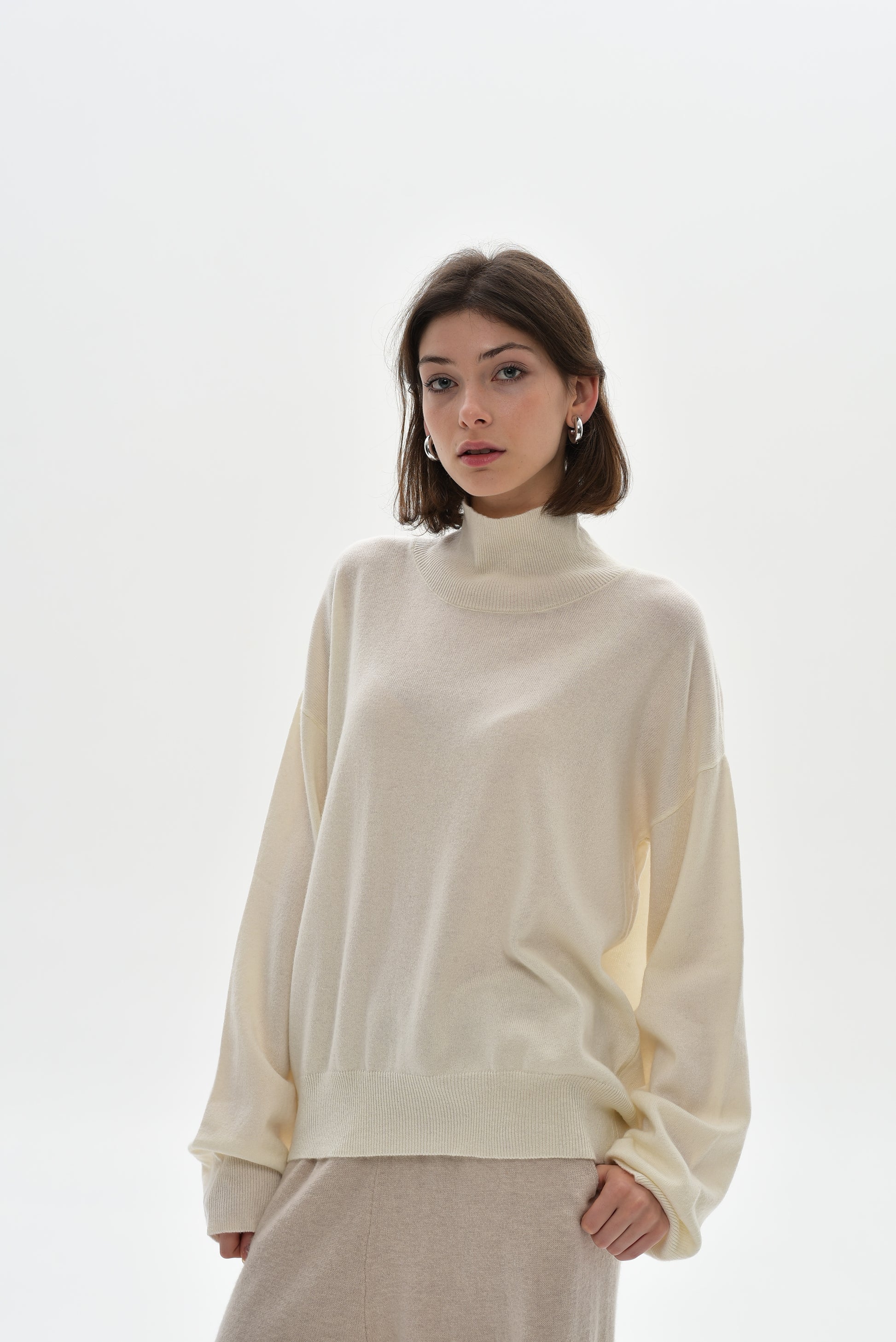 Вовняний светр