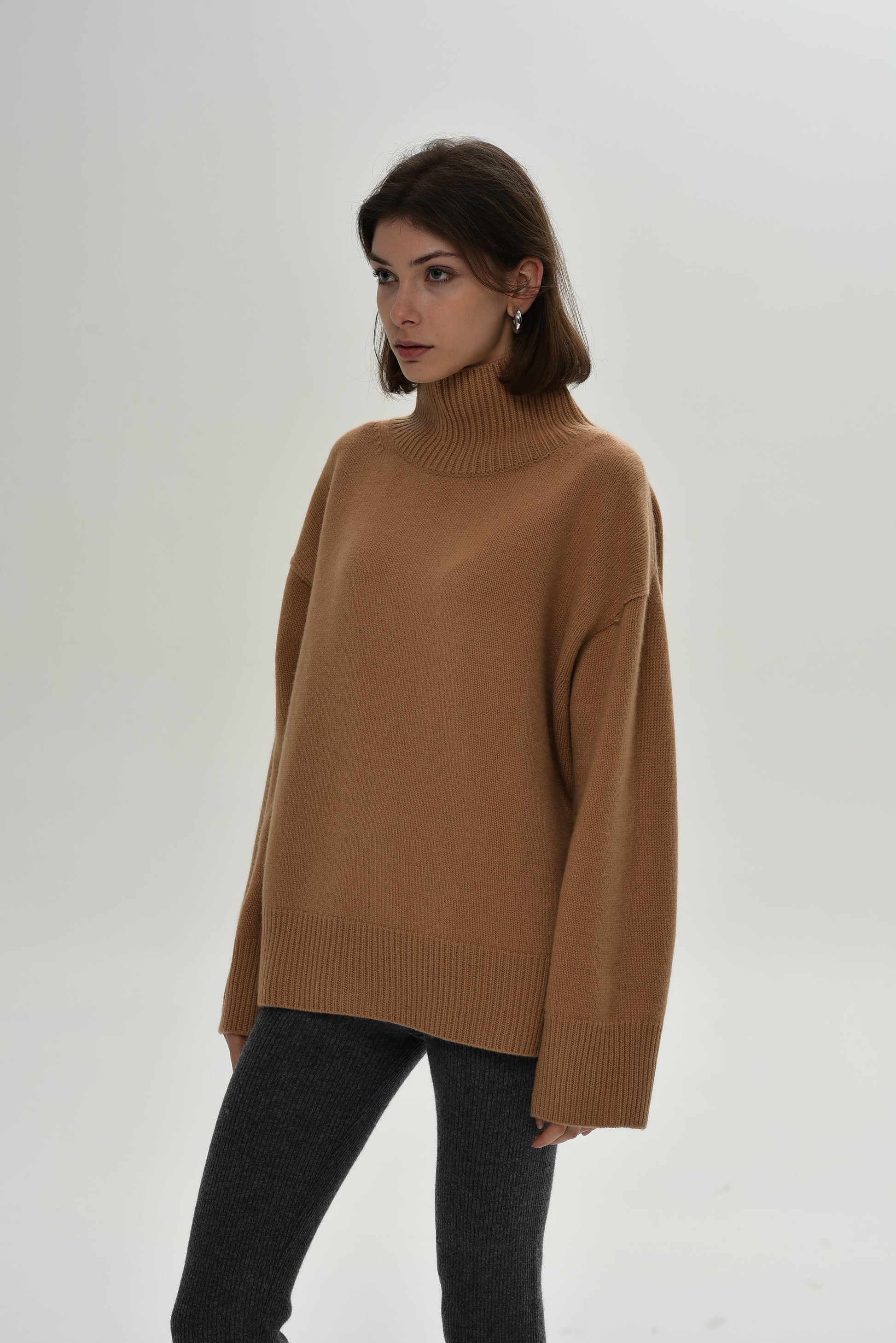 Светр із кашеміру та вовни