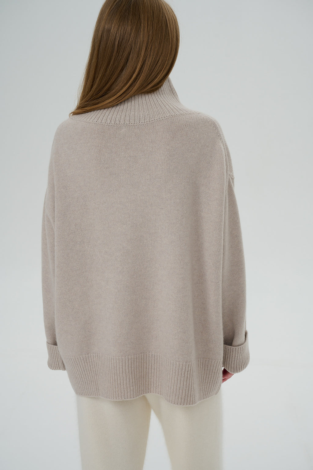 Светр із кашеміру та вовни